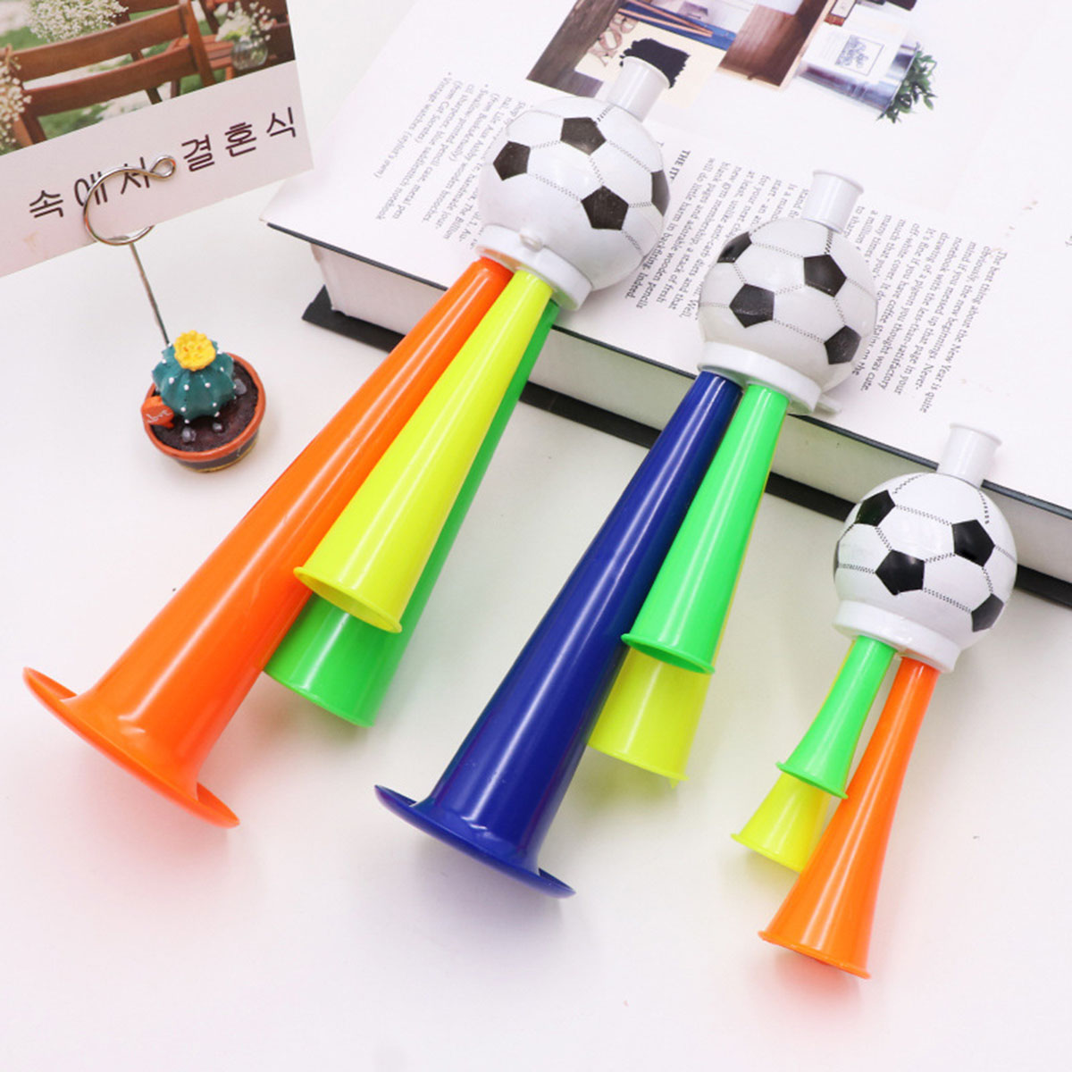 3Pcs 3-Hole Plastic Football S - Party Games No Props 评论和价格